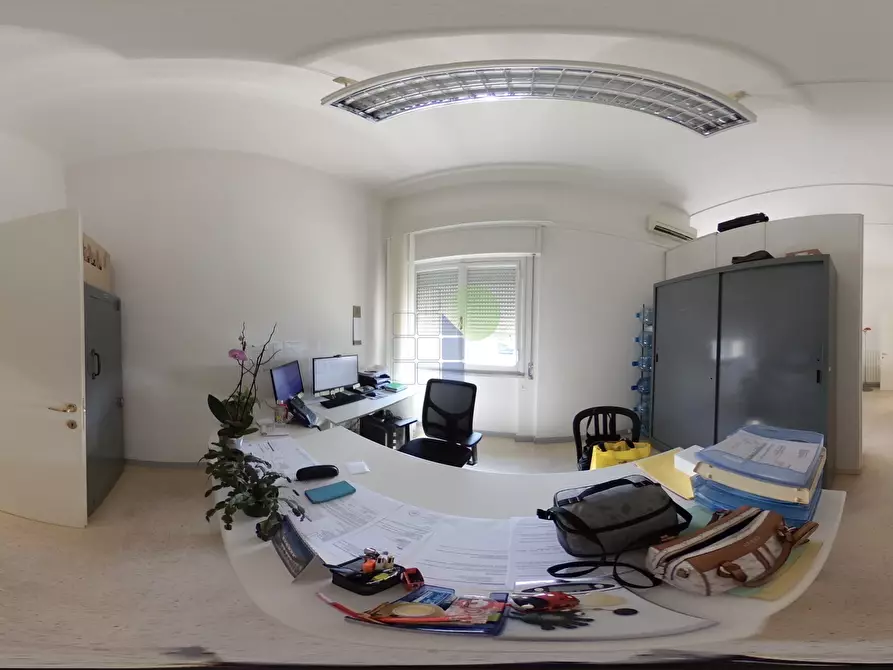 Immagine 27 di Ufficio in affitto  in Via L. da Vinci 35 a Livorno