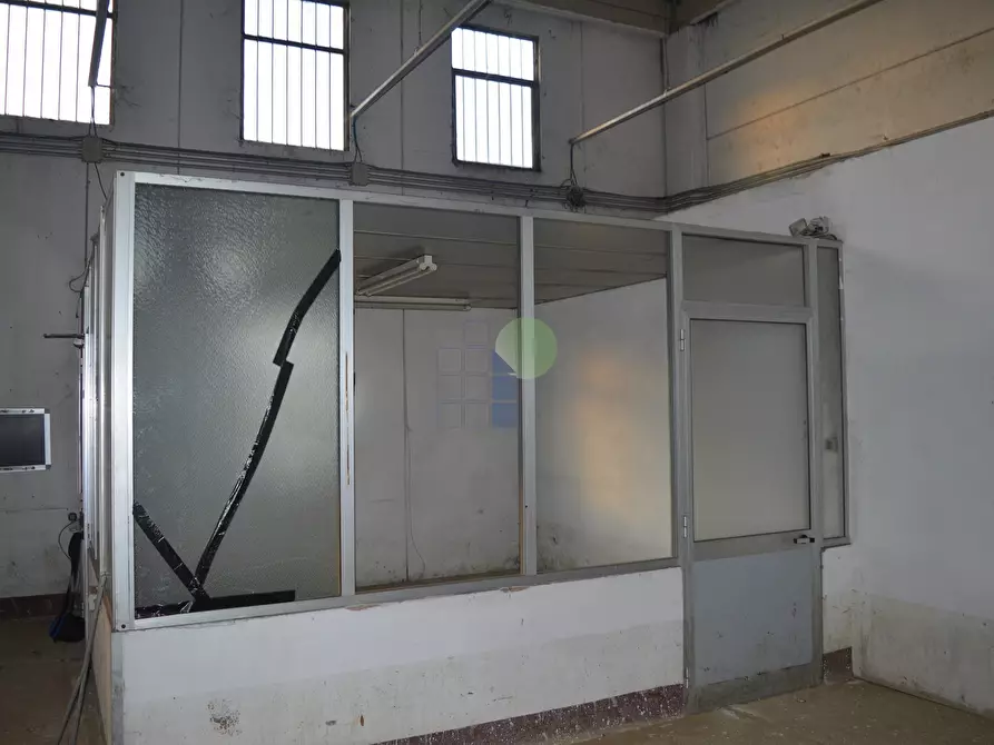 Immagine 9 di Capannone industriale in affitto  in Via Aurelia 76 a Collesalvetti