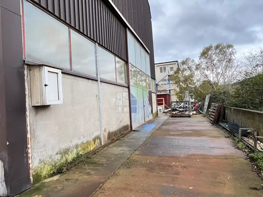 Immagine 45 di Attività artigianale in vendita  in via Arno 22 a Piombino