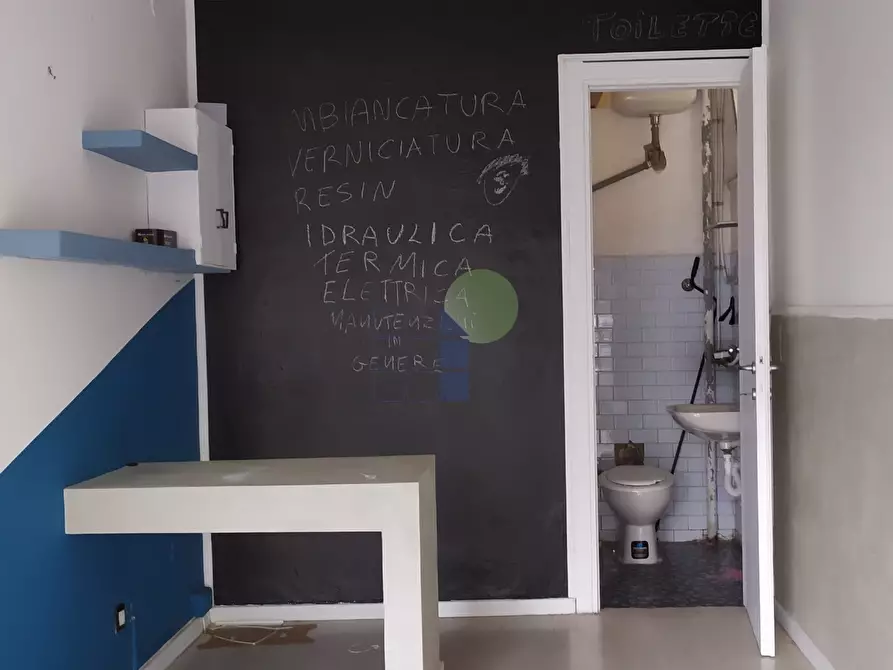 Immagine 5 di Capannone industriale in affitto  in Viale della Libertà 6 a Livorno