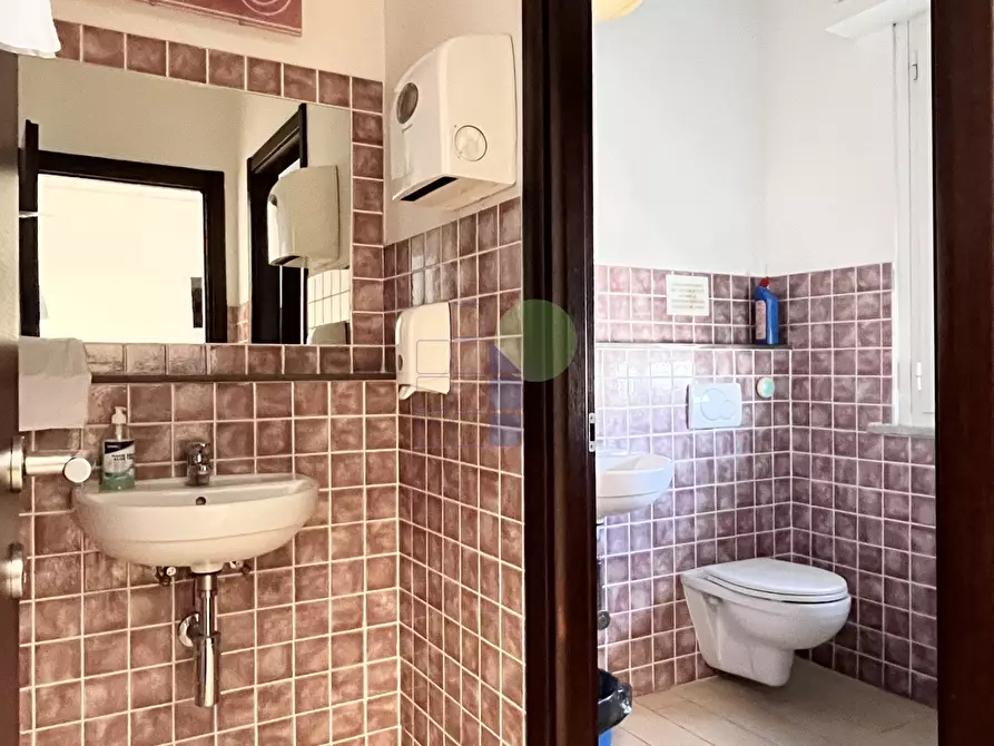 Immagine 6 di Ufficio in vendita  in Via L. da Vinci 35 a Livorno