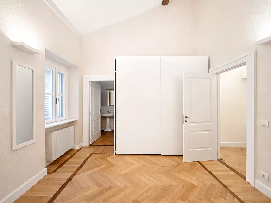 Immagine 8 di Quadrilocale in affitto  in Via San Carlo 1 a Arona