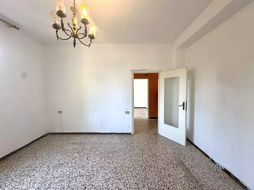 Immagine 24 di Trilocale in vendita  in Via Verbano 7 a Arona