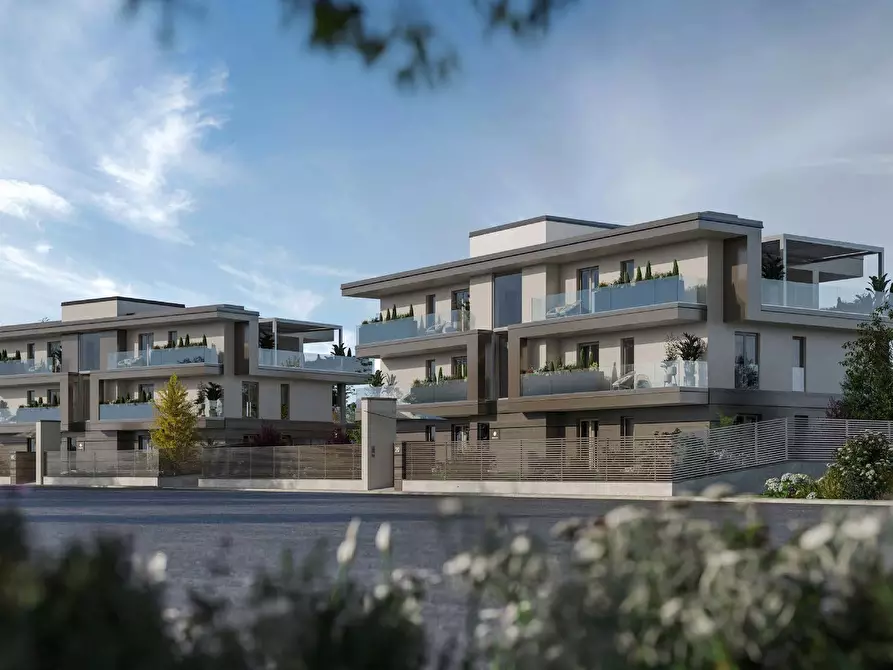 Immagine 4 di Trilocale in vendita  in Via XX Settembre 92 a Arona