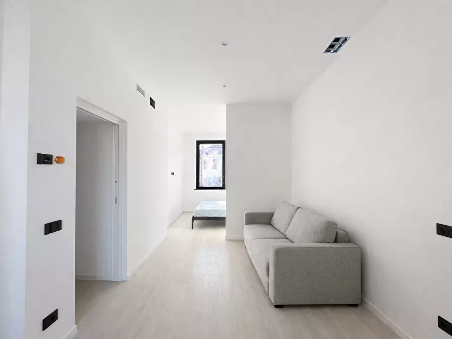 Immagine 5 di Monolocale in vendita  in Via XX Settembre 84 a Arona