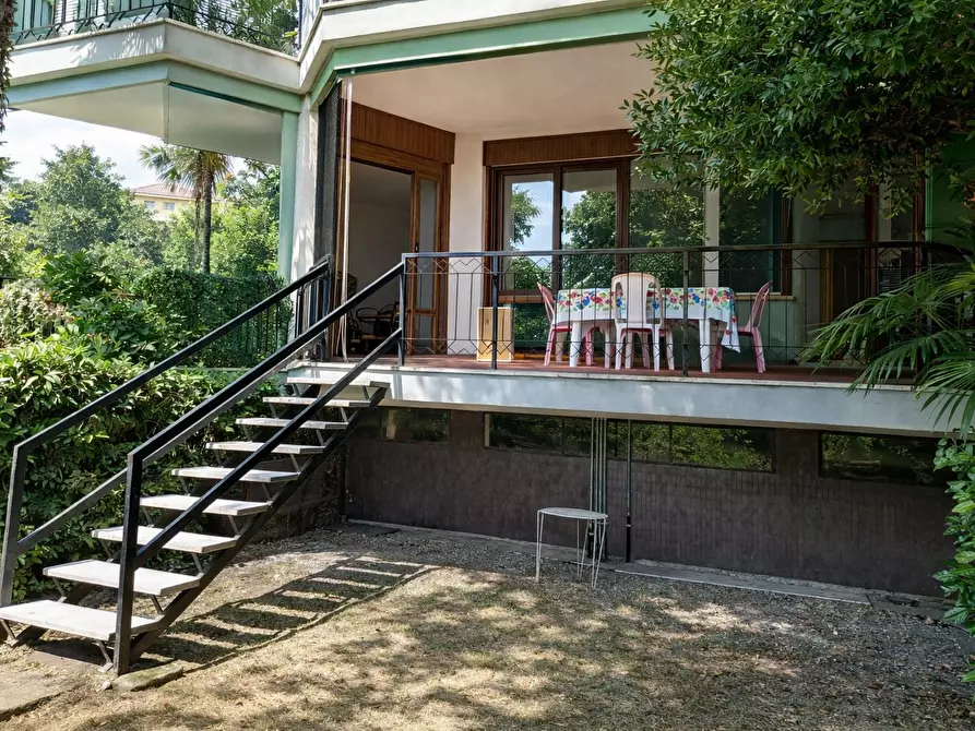 Immagine 1 di Bilocale in affitto  a Arona