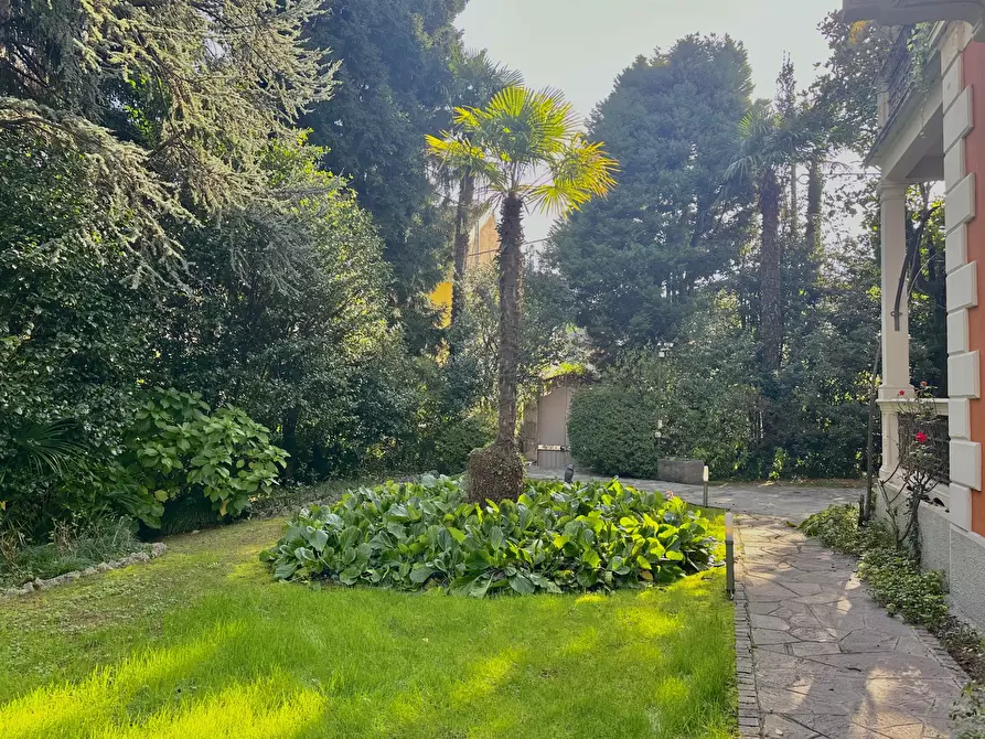 Immagine 24 di Trilocale in affitto  in Via XX Settembre 1 a Arona