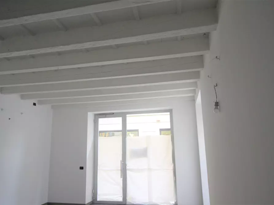 Immagine 14 di Capannone industriale in affitto  in Viale Marconi 1 a Arona