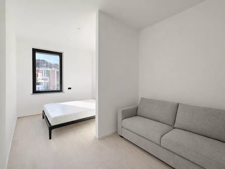 Immagine 10 di Monolocale in vendita  in Via XX Settembre 84 a Arona