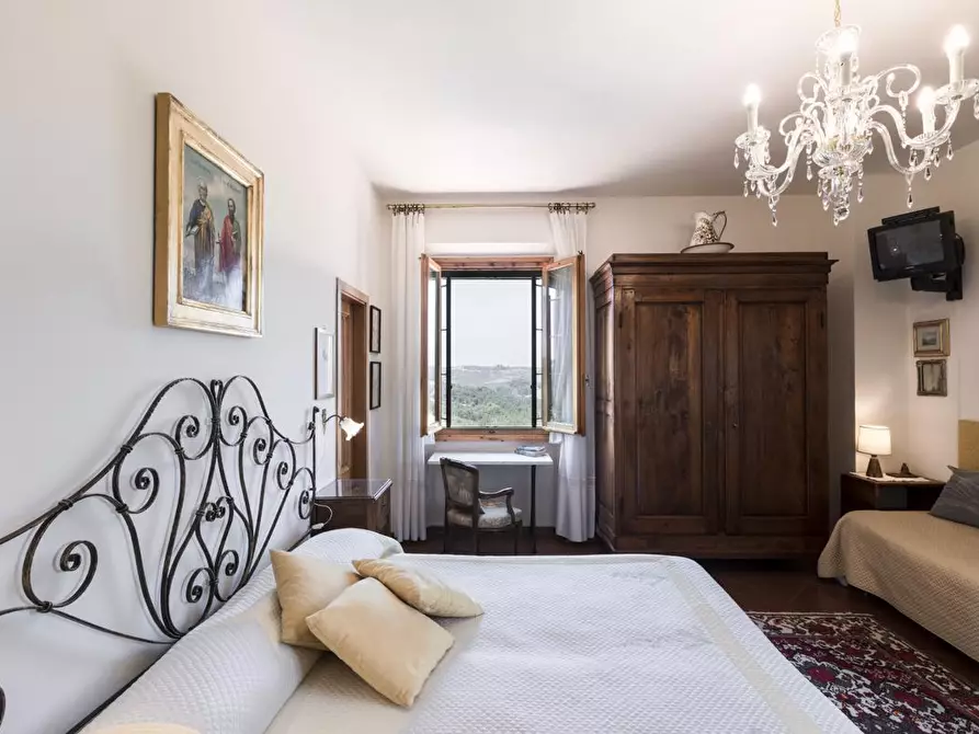 Immagine 33 di Villa in vendita  in via tortori a Montespertoli