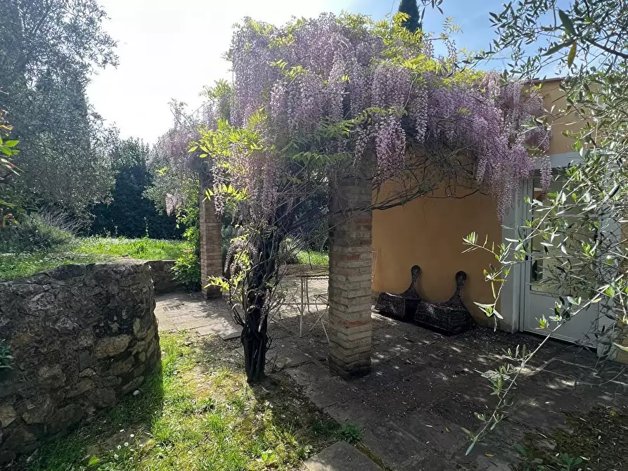 Immagine 79 di Porzione di casa in vendita  in Via di Vingone a Scandicci