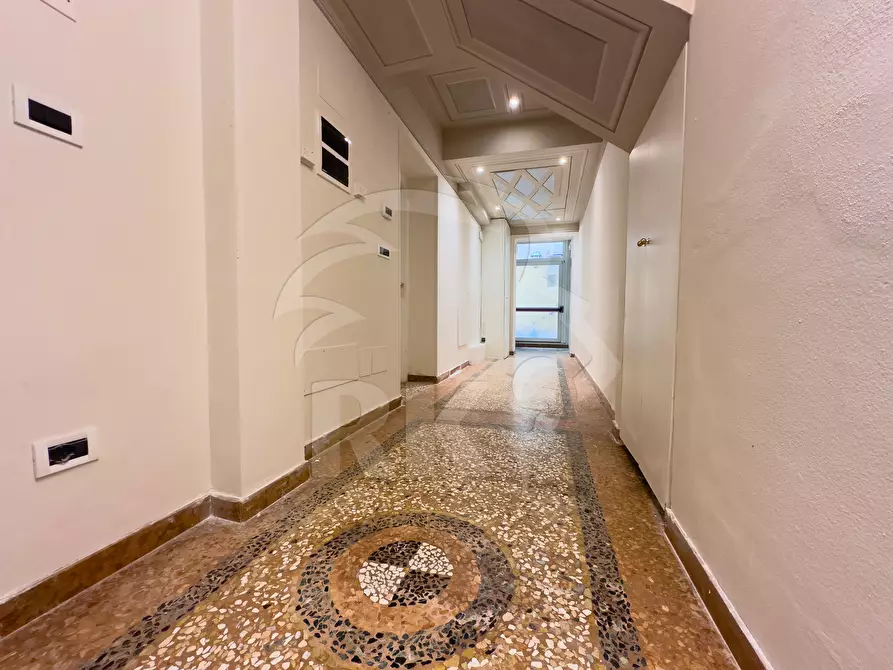 Immagine 35 di Villa in vendita  in Via Dotti 16 a Bologna