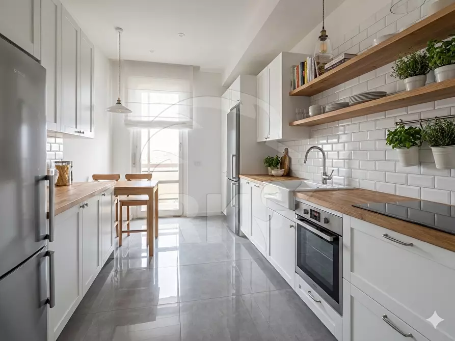 Immagine 2 di Quadrilocale in vendita  in Via Don Luigi Sturzo 37 a Bologna