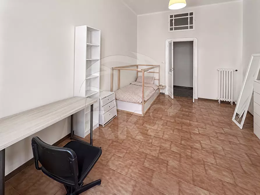 Immagine 3 di Pentalocale in affitto  in Via dell'Indipendenza 38 a Bologna