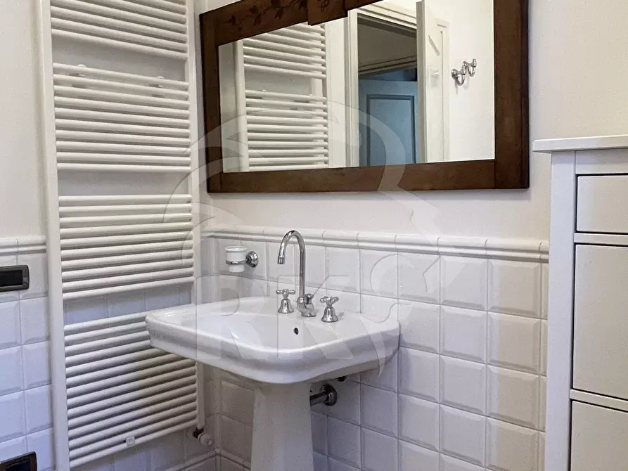 Immagine 12 di Quadrilocale in affitto  in Via Mazzini 7 a Bologna