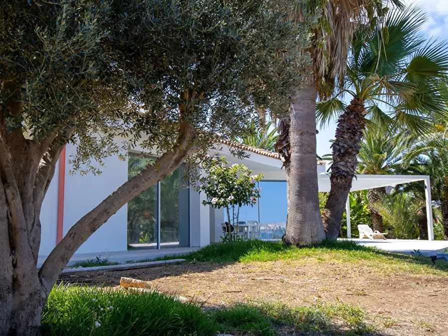 Immagine 16 di Villa in vendita  in Via La Maddalena 35 a Siracusa