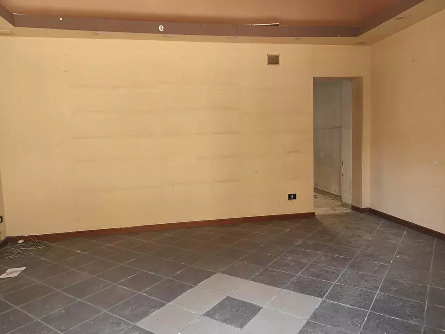 Immagine 3 di Locale commerciale in affitto  in Viale Tica 44 a Siracusa