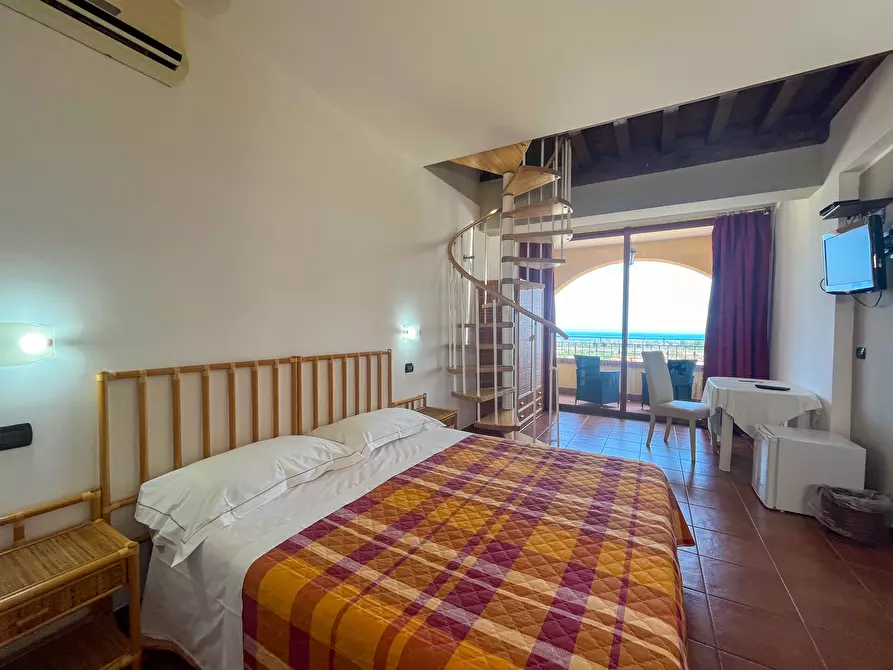 Immagine 18 di Terratetto in vendita  in Via Leonardo Sciascia 80 a Taormina