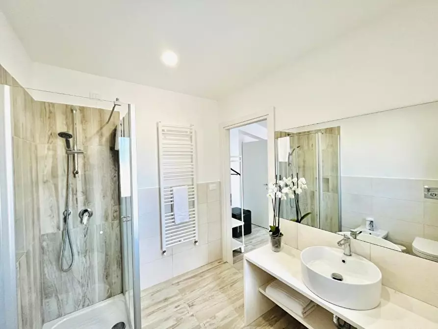 Immagine 26 di Villa in vendita  in Viale Edoardo Garrone 56 a Melilli