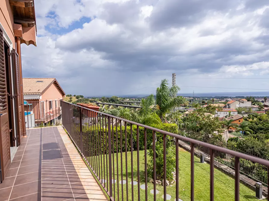 Immagine 68 di Villa in vendita  in Via Vincenzo Bellini 163 a Piedimonte Etneo