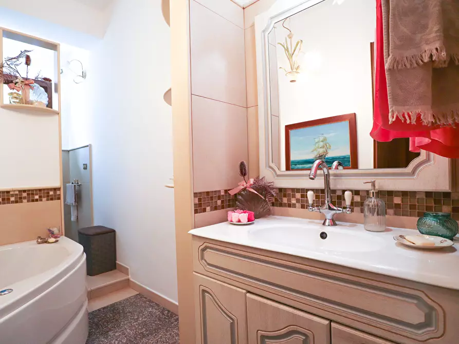 Immagine 22 di Appartamento in vendita  in Via Luigi Pirandello 43 a Melilli