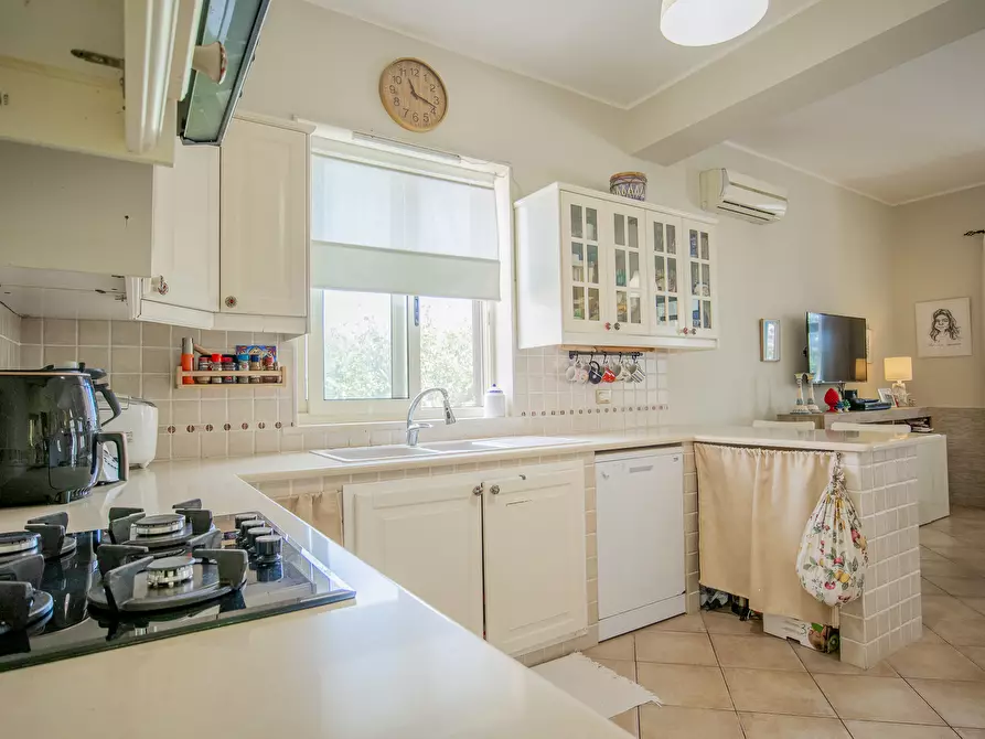 Immagine 13 di Villa in vendita  in VIA FILICUDI 34 a Siracusa