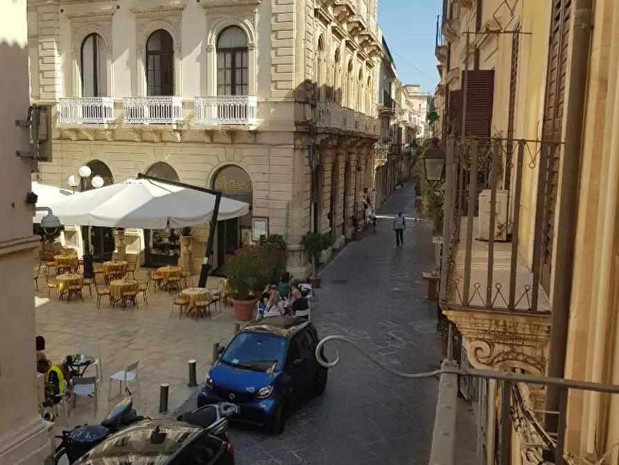 Immagine 2 di Appartamento in vendita  in Via Roma 57 a Siracusa