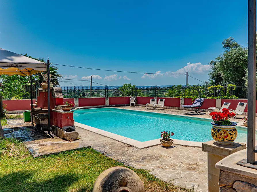 Immagine 18 di Villa in vendita  in Via Agamennone 2 a Siracusa