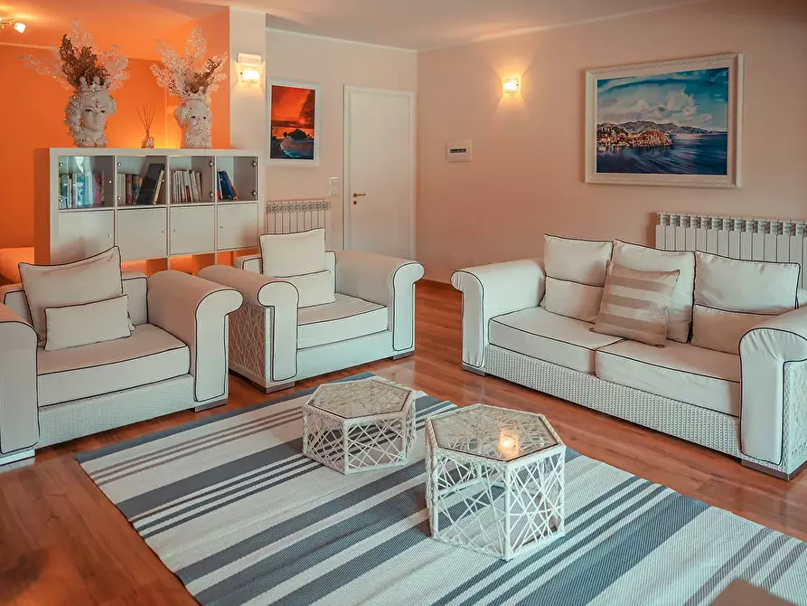 Immagine 29 di Villa in vendita  in Contrada Mastrissa 1000 a Taormina