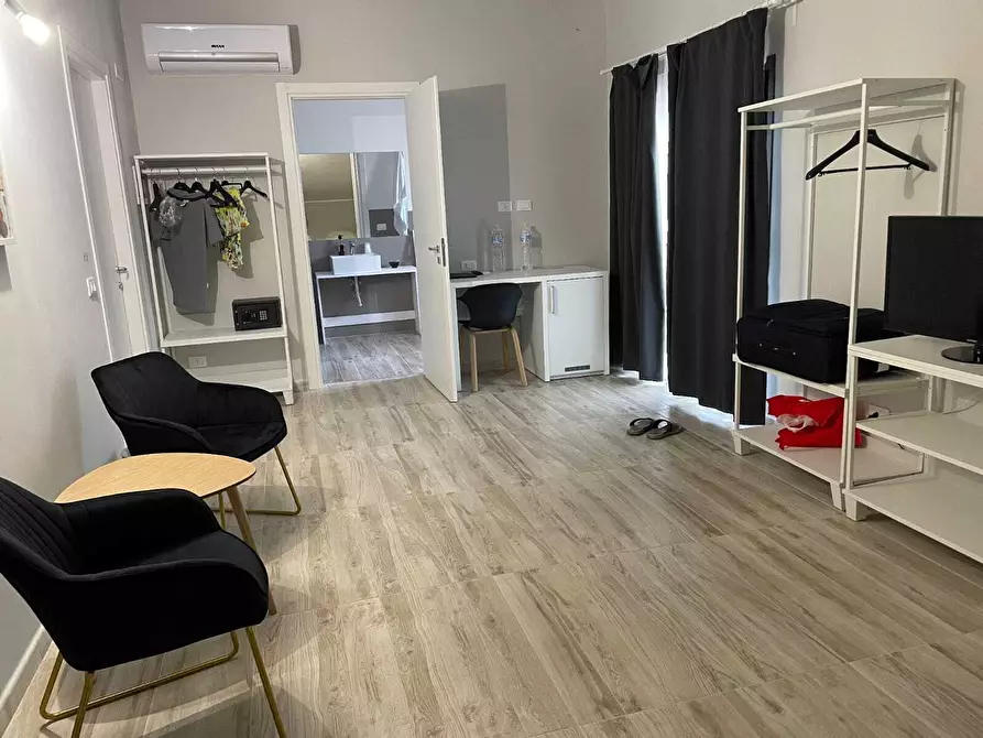 Immagine 10 di Villa in vendita  in Viale Edoardo Garrone 56 a Melilli