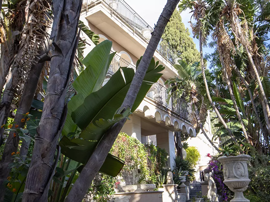 Immagine 124 di Villa in vendita  in Salita Giafari 25 a Taormina