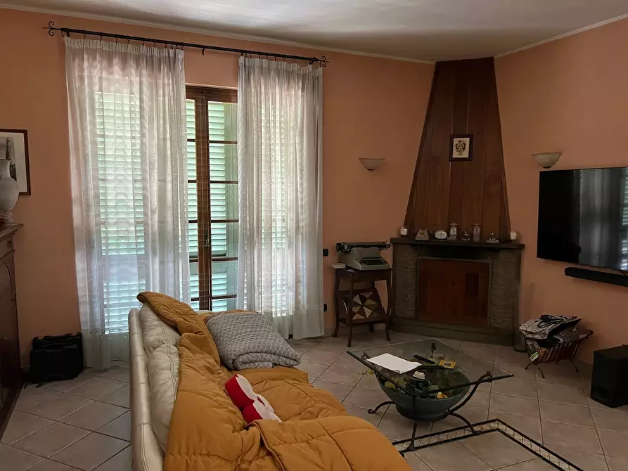 Immagine 26 di Villa in vendita  a Montemurlo