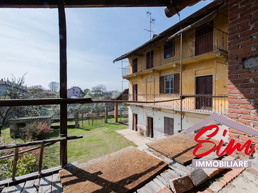 Immagine 14 di Rustico / casale in vendita  in Via Roma sn a Fara Novarese