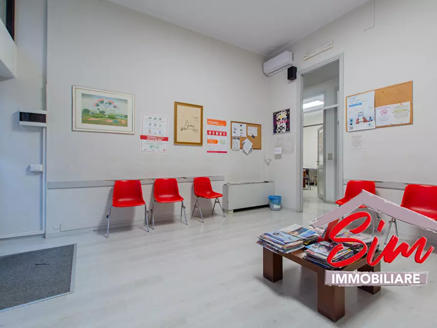 Immagine 2 di Ufficio in vendita  in Via Perazzi sn a Novara
