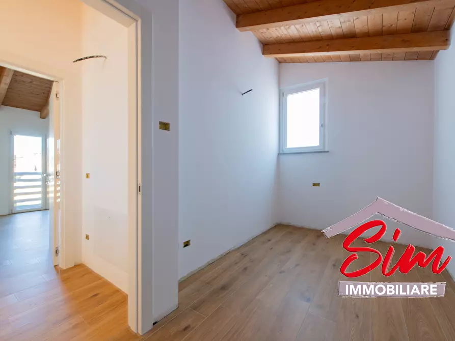 Immagine 29 di Villa in vendita  in Viale Roma sn a Casaleggio Novara