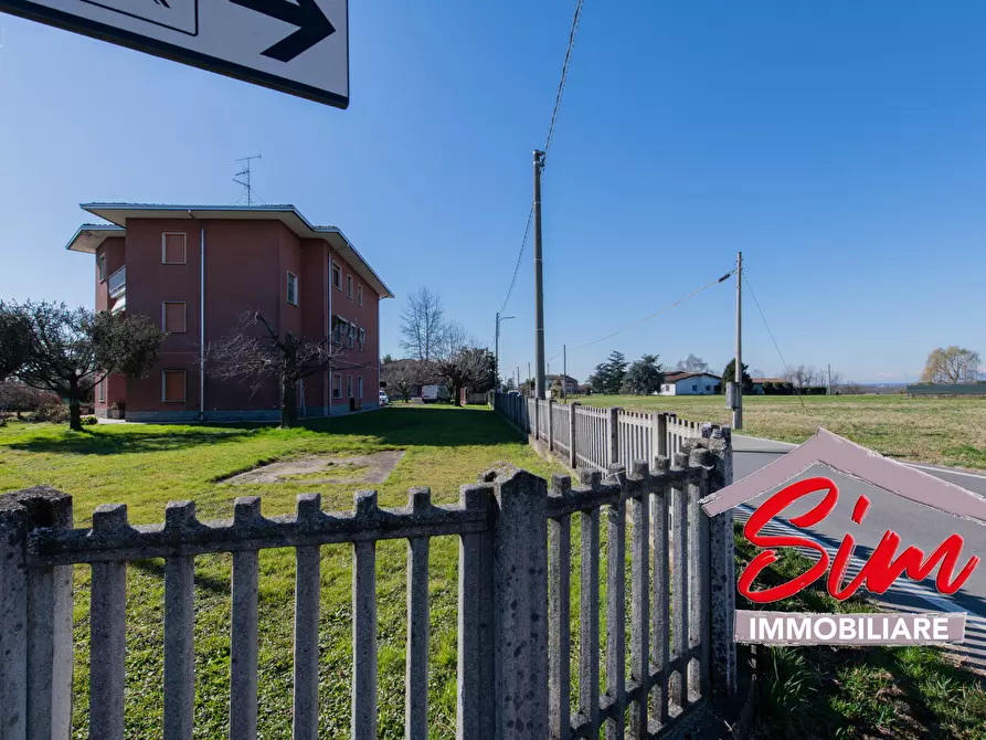 Immagine 20 di Quadrilocale in vendita  in Via Grizza snc a Oleggio