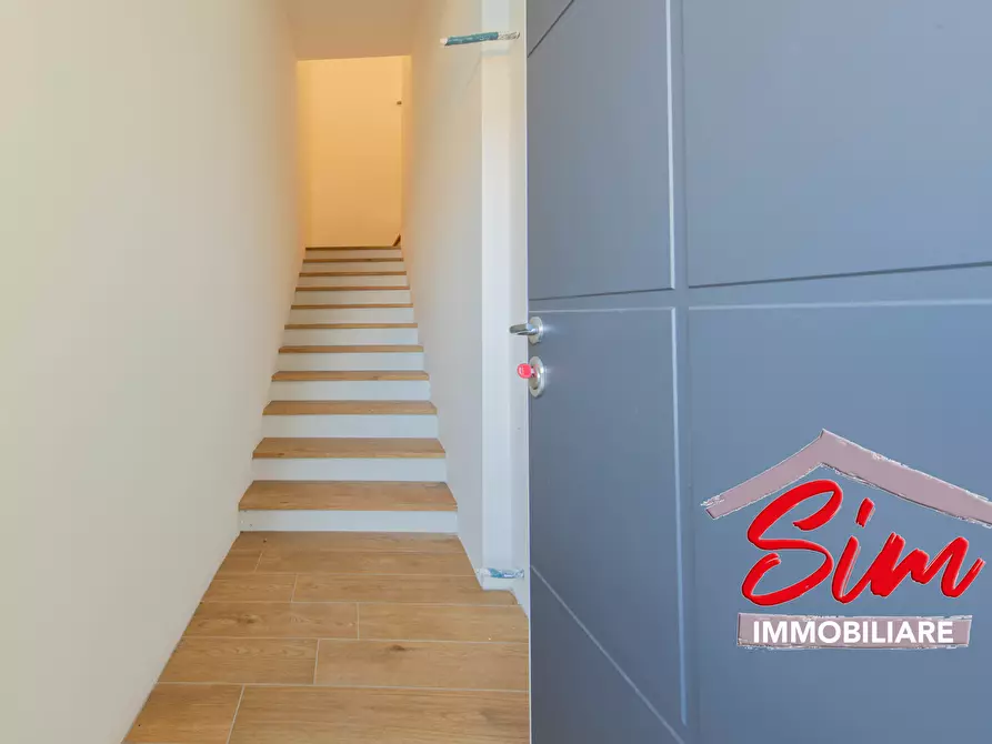 Immagine 14 di Villa in vendita  in Viale Roma sn a Casaleggio Novara