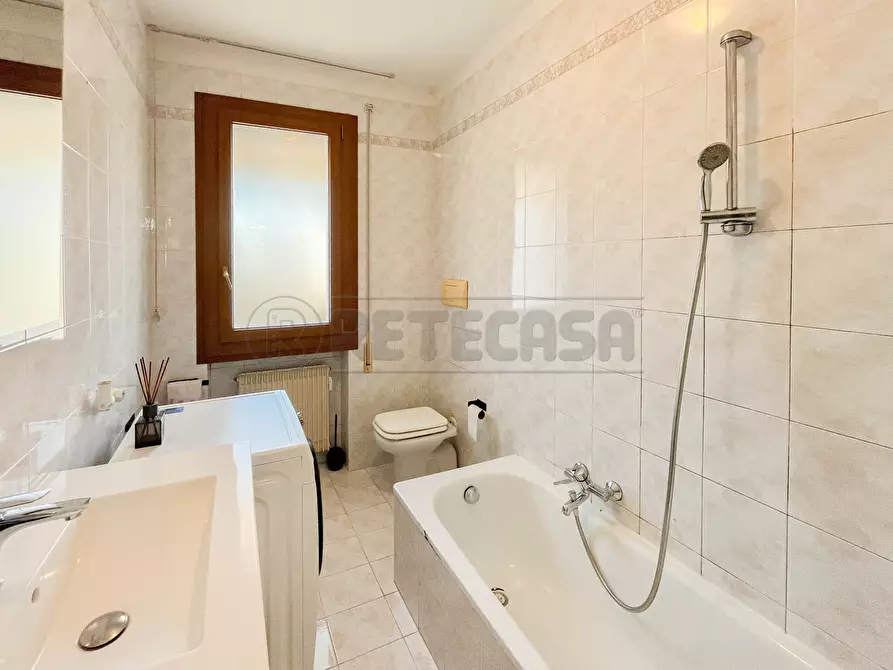 Immagine 20 di Appartamento in affitto  in Via Rimini a Altavilla Vicentina