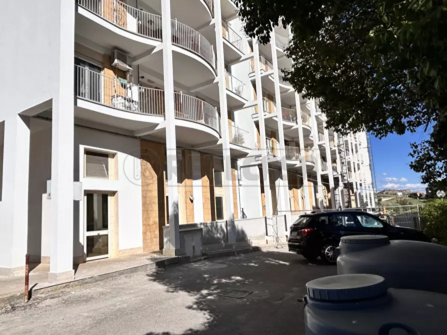 Immagine 17 di Quadrilocale in vendita  in Via Tiziano Vecellio 32 a Caltanissetta
