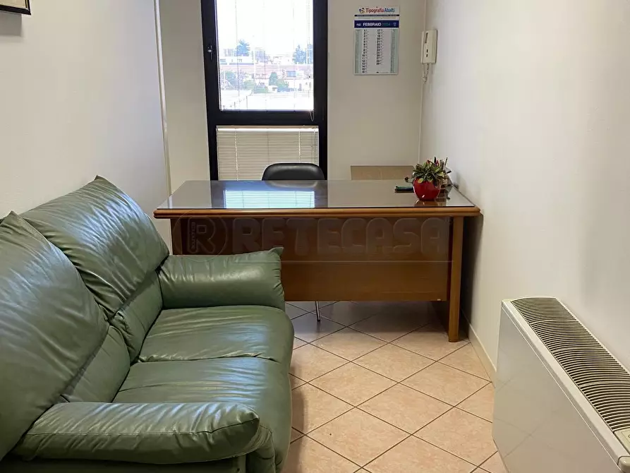 Immagine 5 di Ufficio in affitto  a Vicenza