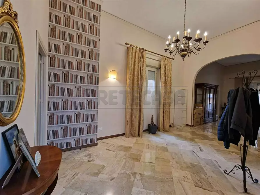 Immagine 17 di Bilocale in vendita  in Via Roma SNC a Marsala