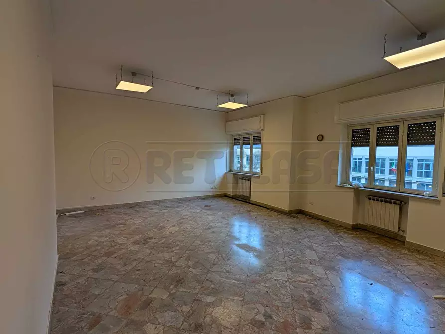 Immagine 7 di Pentalocale in vendita  in Via Libertà 12 a Caltanissetta