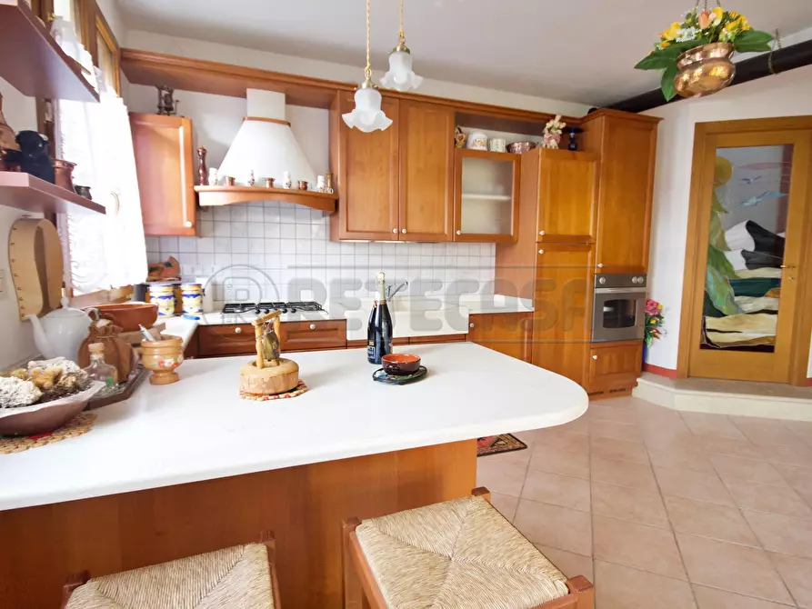 Immagine 4 di Porzione di casa in vendita  a Crespadoro