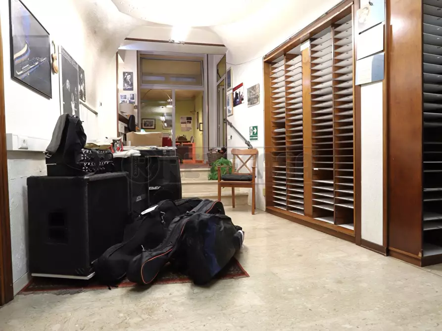 Immagine 31 di Locale commerciale in vendita  in Contrà S.S.Apostoli 35 a Vicenza