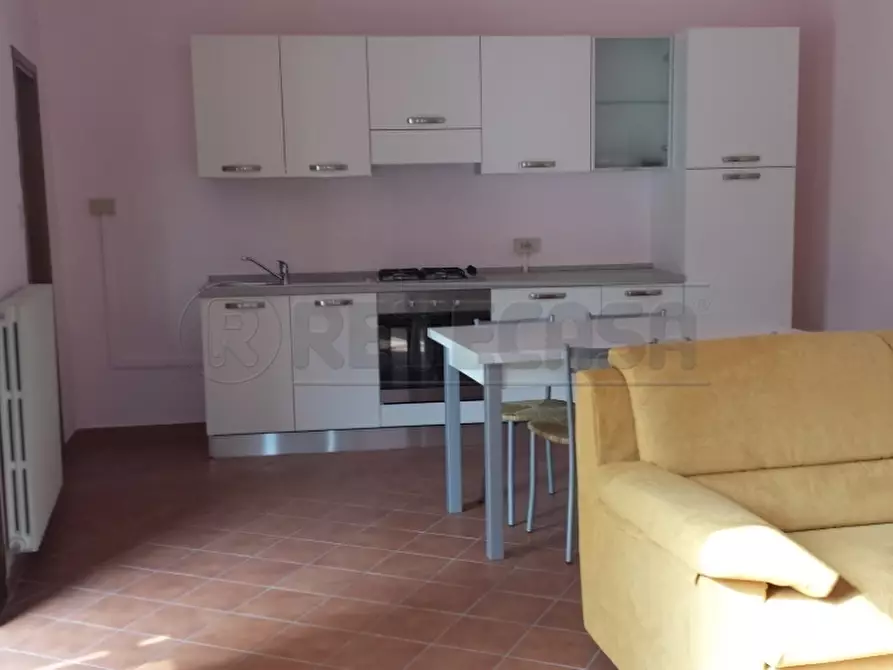 Immagine 1 di Bilocale in vendita  in Via Edmondo De Amicis 30g a Bondeno