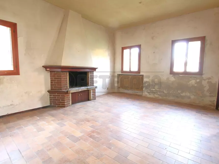 Immagine 10 di Casa semindipendente in vendita  in Piazza Guglielmo Marconi a Montegalda