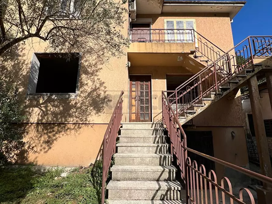 Immagine 1 di Casa indipendente in vendita  in Via Salita Santissima Trinità 36 a Montecchio Maggiore