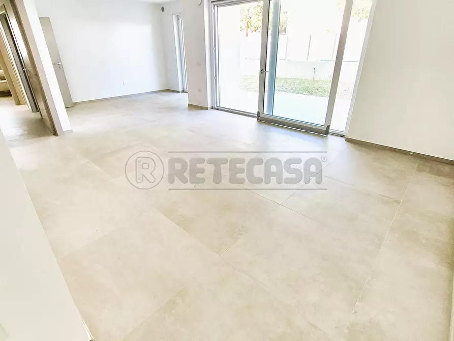 Immagine 1 di Quadrilocale in vendita  a Pescara