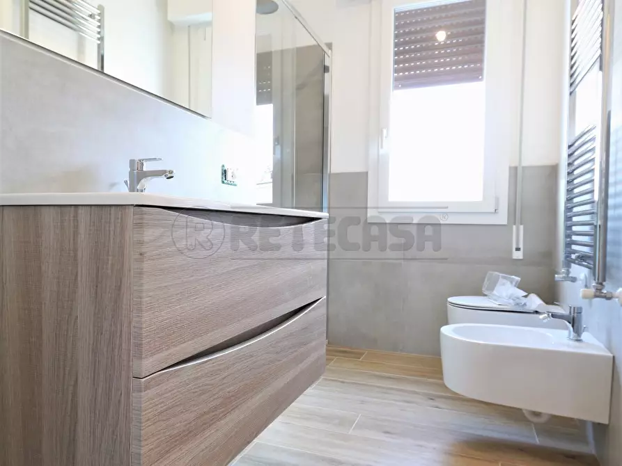 Immagine 9 di Stanza singola in affitto  a Vicenza