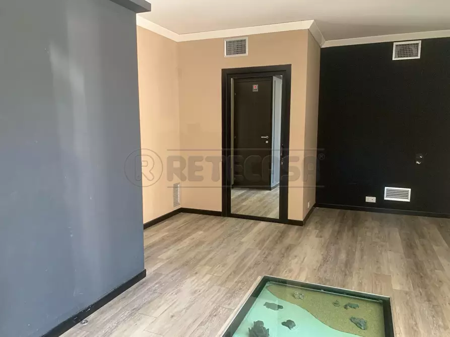 Immagine 2 di Ufficio in vendita  a Seriate